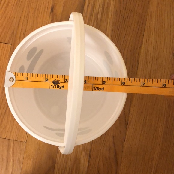 McDonald’s Ghost Halloween Bucket 👻 - Picture 5 of 6